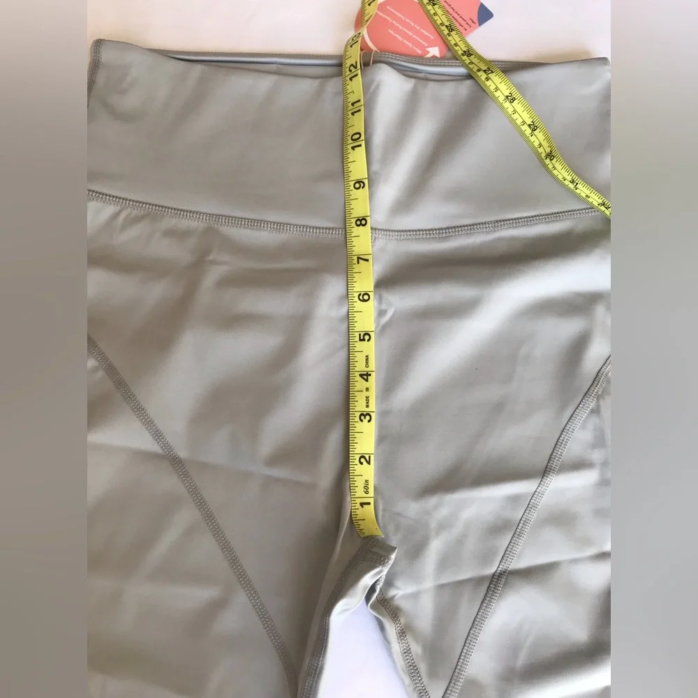High Waist Biker Shorts Gray Women's size Large Pockets 9" Inseam Soft - Picture 6 of 15